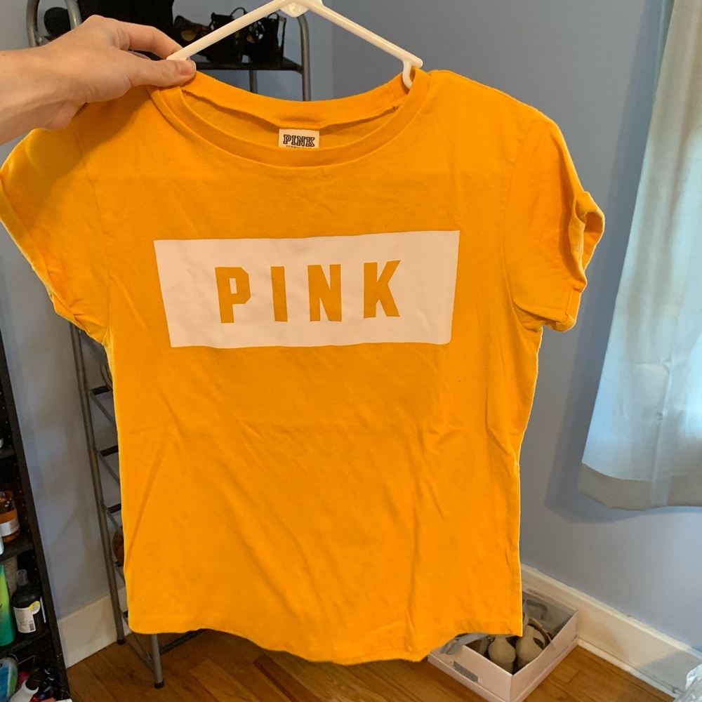 PINK tee